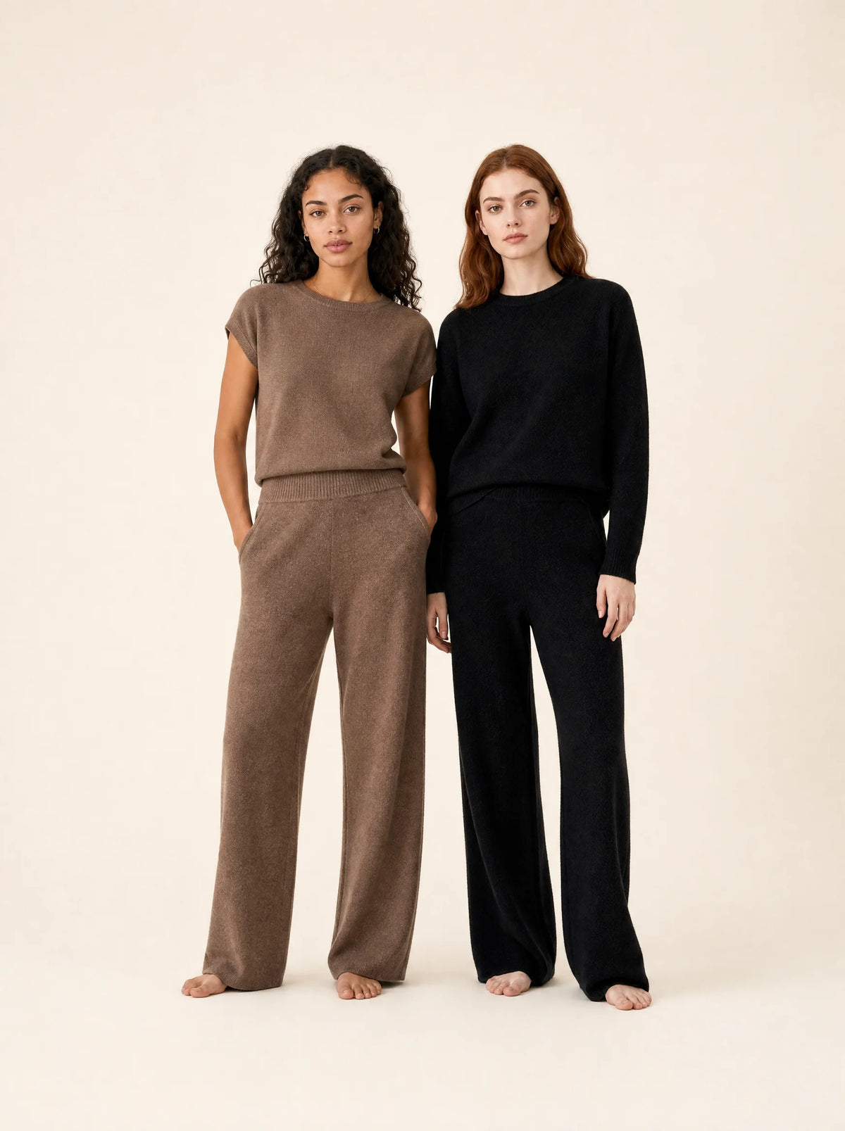 Pantalones de punto suave de pierna ancha
