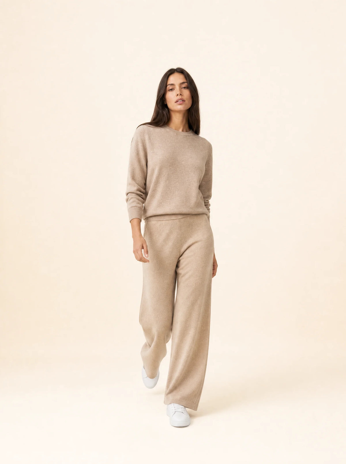 Pantalones de punto suave de pierna ancha